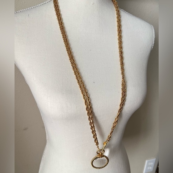 CHANEL Vintage Gold Magnifying Glass Pendant Necklace - Picture 4 of 12